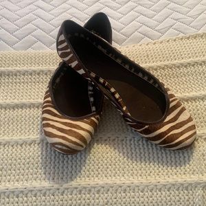 Cowhide and leather animal print shoes, size 7